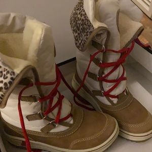 Santana Canada Size 7